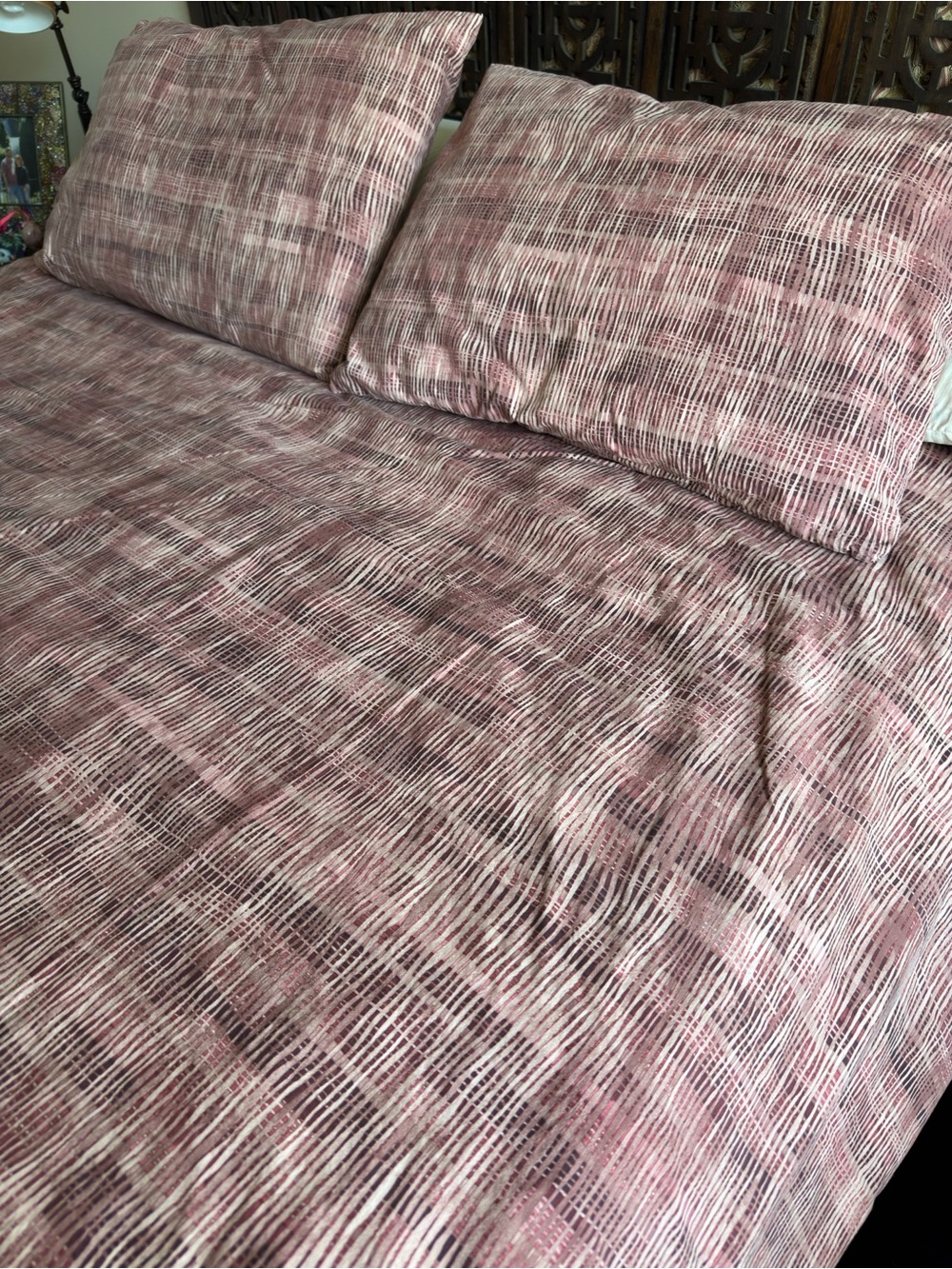 Calvin Klein Mauve Pink Striped Bedding Set-Queen Duvet Cover+ 2 Standard Shams - Picture 4 of 8